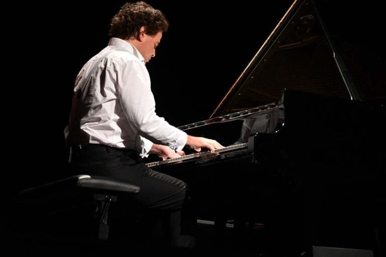 Le Pianiste aux 50 doigts