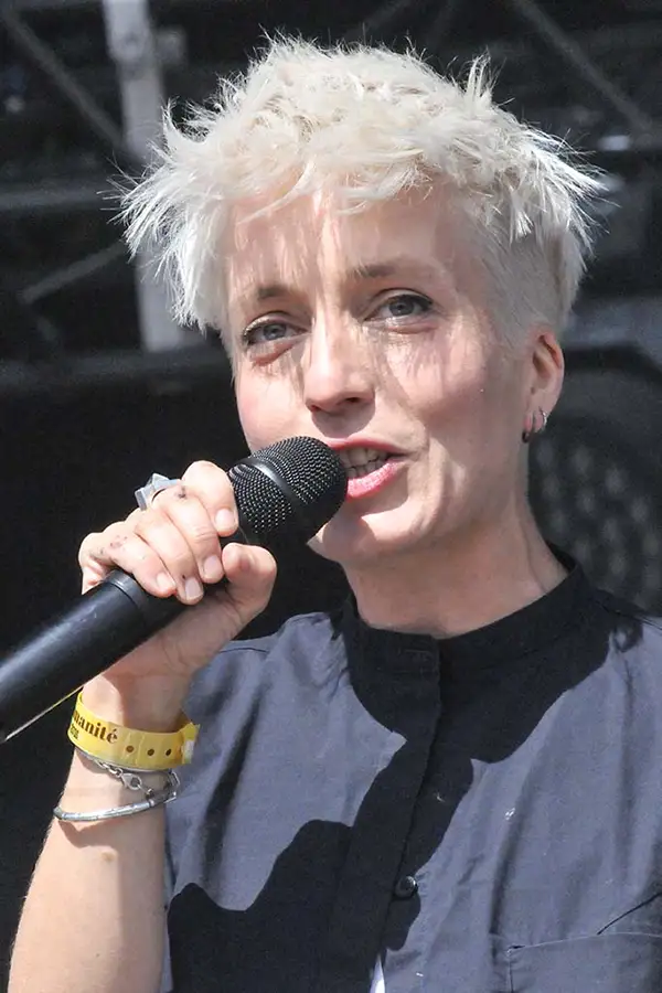 Biographie de Jeanne Added